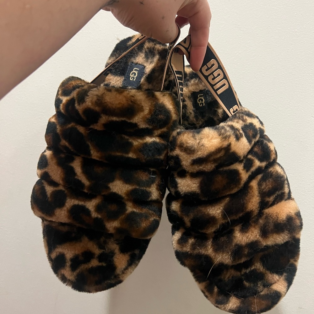 UGG Leopard Print Fluffy Slippers